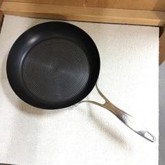 マイヤー　CIRCULON ストライプパターン フライパン 26cm マイヤー CIRCULON ストライプパターン フライパン 26cm - メルカリ