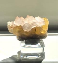 モロッコ産 水晶 イエロー フローライト 共生鉱物 原石 鉱物標本