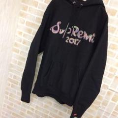 【フラッシュロゴ刺繍】Supreme シュプリーム マルチカラー プルオーバー