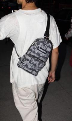 2025年最新】supreme sling bag 22ssの人気アイテム - メルカリ