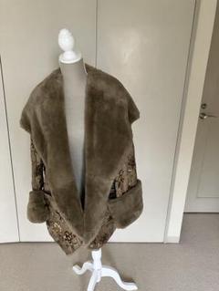 定価60万　MARNI　マルニ　本毛皮コート　ワンピコート　ファー　コート 定価60万 MARNI マルニ 本毛皮コート ワンピコート ファー