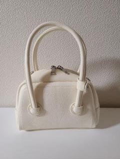未使用品　RETRO GIRL　ノベルティ　ショルダーバッグ　新品　ホワイトのサムネイル