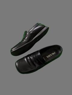 2025年最新】prada archive ローファーの人気アイテム - メルカリ