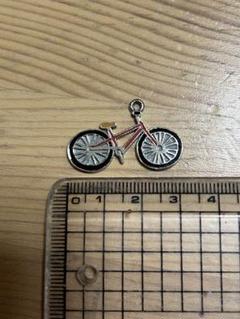 自転車　キーチャーム　ロードバイク　弱虫ペダル　赤　メタルチャーム