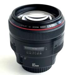 Canon EF85mm F1.2 LⅡ 中望遠レンズ 元箱付き美品 EF85mm F1.2L II USM - キヤノンカメラミュージアム