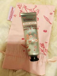ロクシタン チェリーブロッサム ソフトハンドクリーム 30mL