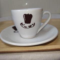 KASUMIYA＊ コーヒーカップ＊ソーサー＊ ホワイト＊ピーマンのサムネイル