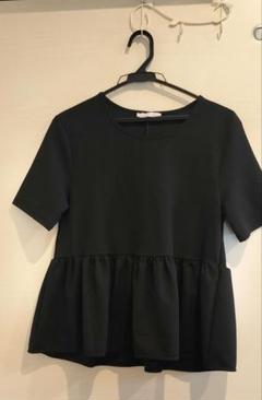 ZARA ブラック ペプラムトップス 半袖のサムネイル