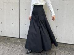 BLENHEIM メモリータフタハイウエストスカート 2024AW ブラック 黒のサムネイル