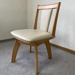ニトリ　　天然木イス