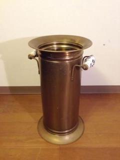 オランダ製の陶器の取っ手がかわいい真鍮の傘立て ブラス