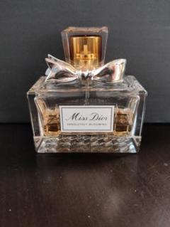☆残量9割☆ MissDior ABSOLUTELY BLOOMING 香水 ☆残量9割☆ MissDior ABSOLUTELY BLOOMING 香水 - メルカリ