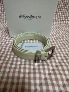 Yves Saint Laurent ホワイトレザーベルト