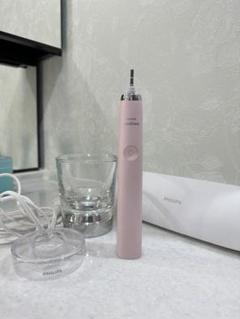 新生活応援❣️【未使用】Philips ソニッケアー ダイヤモンドクリーン ピンク 電動歯ブラシ ダイヤモンドクリーン9000 ピンクホワイト HX9911