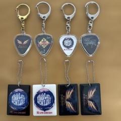 B'z キーホルダー バゲッジタグ ギターピック 公式ツアーグッズ 継続記念品 2025年最新】Yahoo!オークション -tag(B'z)の中古品・新品・未