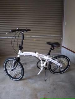 折りたたみ自転車 ホワイト 小径　希望価格での出品ですが値下げ交渉歓迎です。 折りたたみ自転車 ホワイト 小径希望価格での出品ですが値下げ