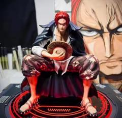 ワンピース　シャンクス　フィギュア　四皇のサムネイル
