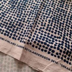 新品★marimekko はぎれ 生地 orkanen ドット 水玉　薄ピンク