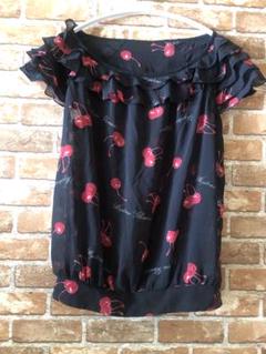 Hysteric Glamour チェリー柄 長袖トップス y2k ベロア Check out new trend “Newtro Style”<br>starring Toa Harada