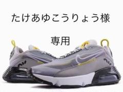 スニーカー