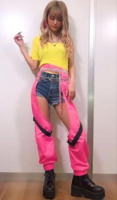 ※訳あり※eggあいめろ着用❤️ピンク変形カーゴパンツ❤️個性的パンツ