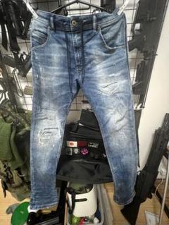 DIESEL スキニーデニム ブルー ダメージ加工