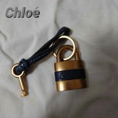 Chloe 南京錠 バッグチャーム Chloe 南京錠 バッグチャーム - メルカリ