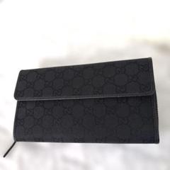 GUCCI ブラック GGパターン 長財布