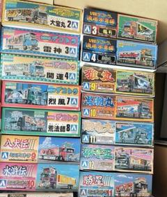 ミニデコ デコトラ 14台 アオシマ レゾナ 810 - メルカリ