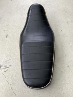 W650 純正シート　2009年型（ファイナル）　カワサキ　破れ無し W650 純正シート2009年型（ファイナル）カワサキ破れ無し