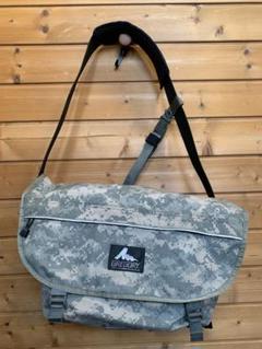 GREGORY メッセンジャーショルダー ACUカモフラージュ　米国陸軍採用迷彩 GREGORY メッセンジャーショルダー ACUカモフラージュ米国陸軍