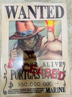 ［値下げ］ワンピース　フィギュアセット、ロー手配書、クリアファイル ONE PIECE ワンピース A4手配書クリアファイル トラファルガー