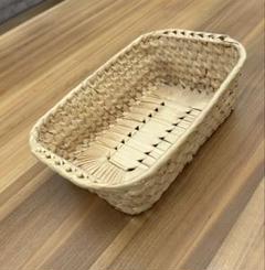 ヤシの葉　かご　バスケット　小物入れ　天然素材　籠