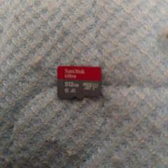 SanDisk Ultra 512GB miniSDカード