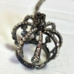 早い者勝ち‼️即購入⭕️♡ 水曜日のアリス ビッグクラウンネックレス ♡激レアカラー 水曜日のアリス ビッククラウンネックレス シルバー 大 - メルカリ