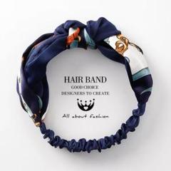 【新品】ネイビー❤︎スカーフ柄 ヘアバンド✧ZARA 好きの方にもꕥ