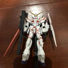 UN UCガンダムデストロイモード(バズーカ装備,ビームトンファー付き)