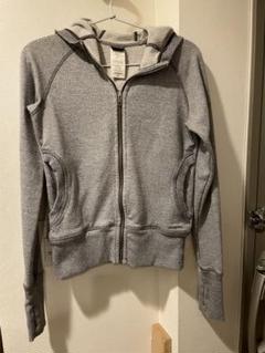 patagonia クラウド スタック フーディ アウトドア　レディース　XＳ