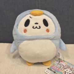 お買いものパンダ　小パンダぬいぐるみ〜ぺんぎんコスチューム〜 お買いものパンダ 小パンダぬいぐるみ｜タイトーの3月のおすすめ