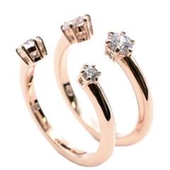 SWAROVSKI リング　アクセサリー　2連　ストーン　セット