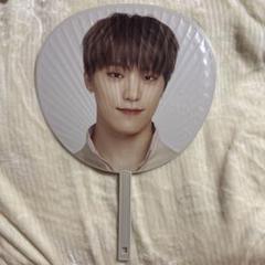 SEVENTEEN ディノ うちわ セット まとめ売り オマケ付き SEVENTEEN ディノ BE THE SUN うちわ まとめ売り セブチ - メルカリ