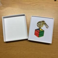 NIZIU ファンクラブ 特典 虹キューブ キーホルダー - メルカリ