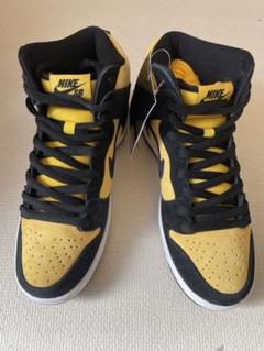 新品未使用　NIKE SB DUNK HIGH MAIZE AND BLACKのサムネイル