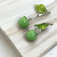 No.17グリーンアップルピアス