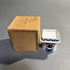 送料込【逢絢亭・新品】茶道具 蓋置 京焼 金襴手 兜の形 平安昭阿弥 共箱入り 送料込【逢絢亭・新品】茶道具 蓋置 京焼 金襴手 兜の形 平安昭