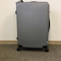 ☆新品★Mサイズ 超軽量 四輪 キャリーケース スーツケース キャリーバッグ 銀