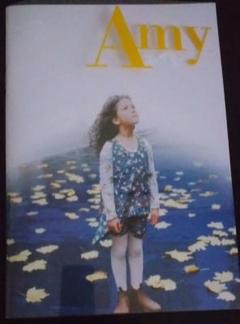 Amy エイミー 映画 パンフレット 入手困難 Amy エイミー 映画 パンフレット 入手困難 - メルカリ
