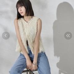 2025年最新】zara ファー ベストの人気アイテム - メルカリ