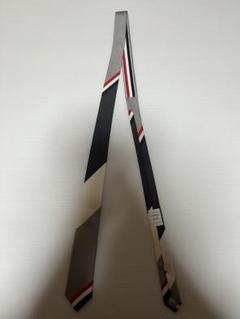 【激レア】THOM BROWNE ネクタイ グレー ネイビー 青山限定/非売品 激レア】THOM BROWNE ネクタイ グレー ネイビー 青山限定/非売品