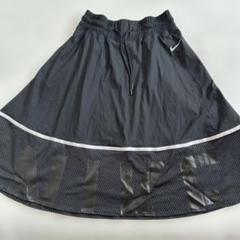 NIKE(ナイキ)メッシュロングスカート　ブラック　ポリエステル